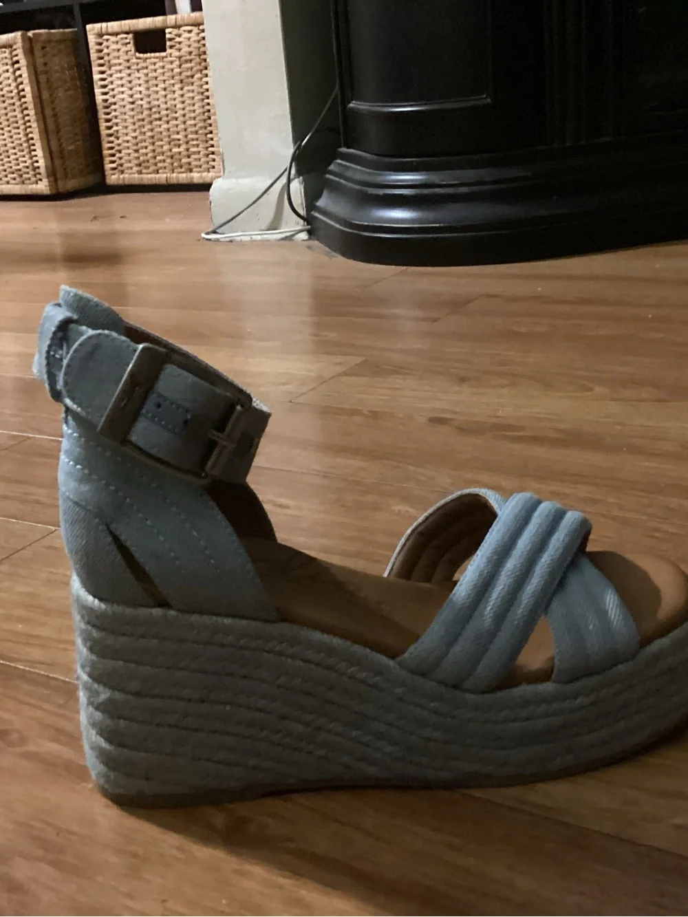 Women’s Zodiac Wedge Espadrille Sandal Lt. Denim Blue  Size 6 NEW